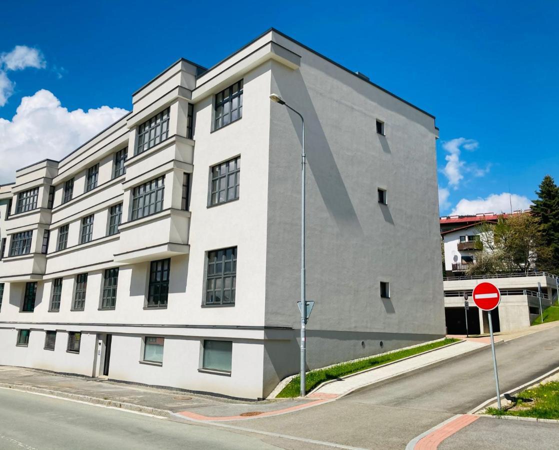 Residence Kotel โรกีนีซ นัด ยีเซอโร ภายนอก รูปภาพ
