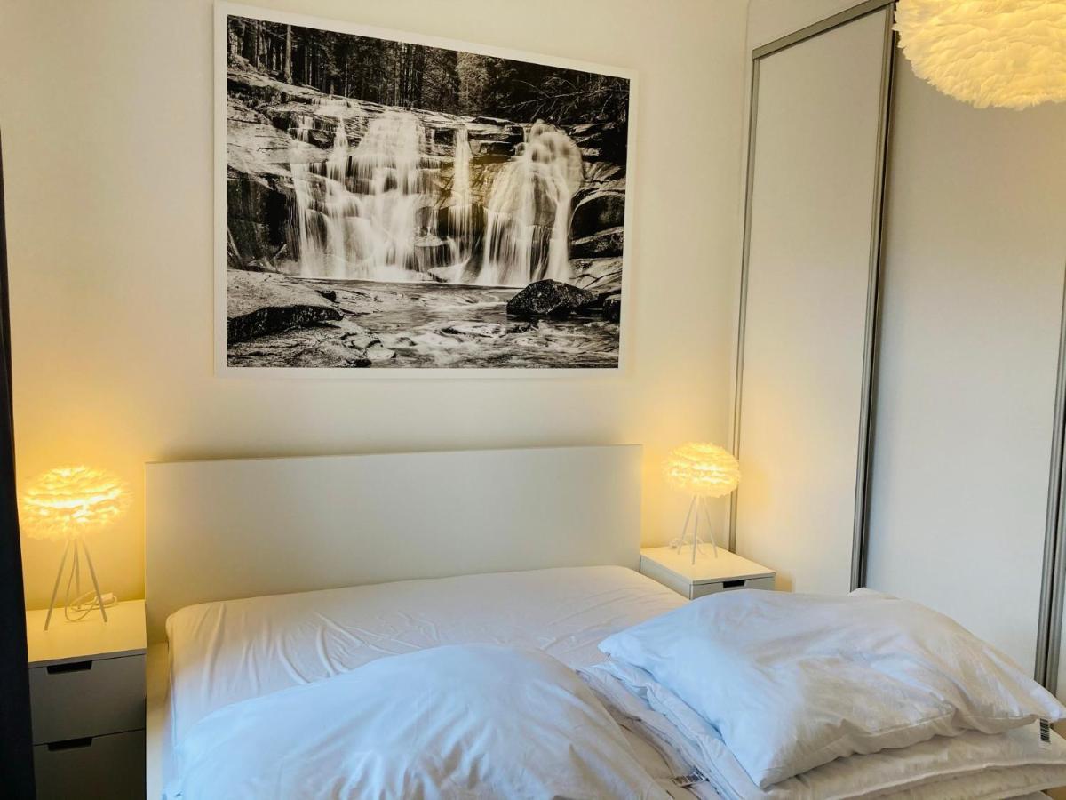 Residence Kotel โรกีนีซ นัด ยีเซอโร ภายนอก รูปภาพ