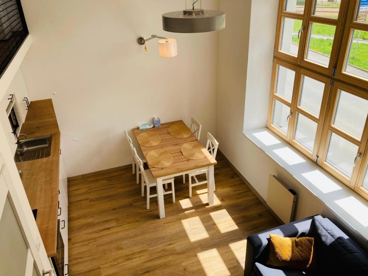 Residence Kotel โรกีนีซ นัด ยีเซอโร ภายนอก รูปภาพ