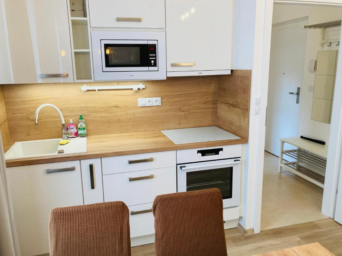 Residence Kotel โรกีนีซ นัด ยีเซอโร ภายนอก รูปภาพ