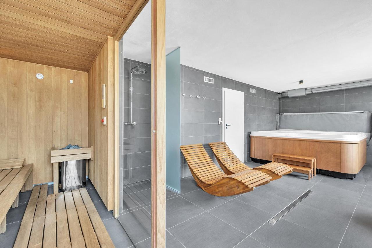 Residence Kotel โรกีนีซ นัด ยีเซอโร ภายนอก รูปภาพ